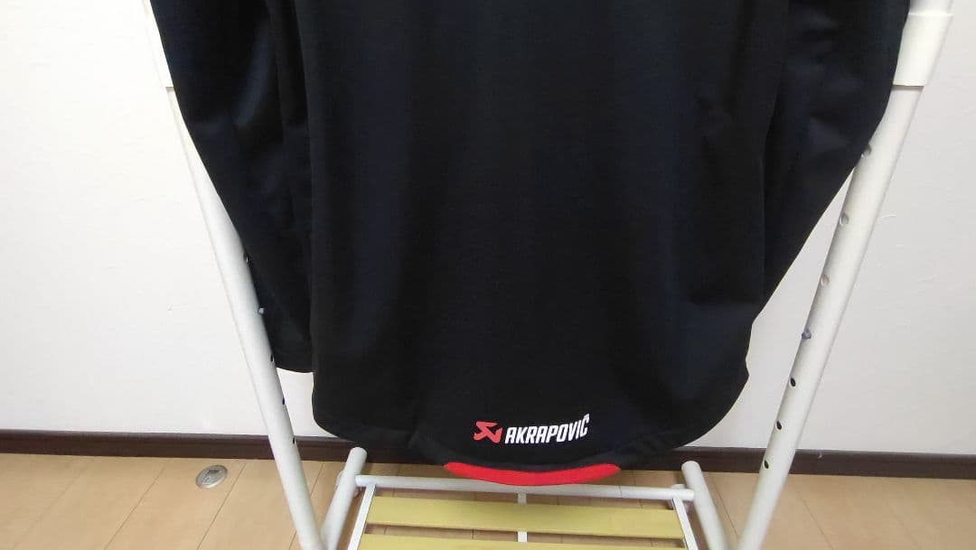 アクラポビッチ　ソフトシェル　ジャケット　タイチ　コミネ　クシタニ