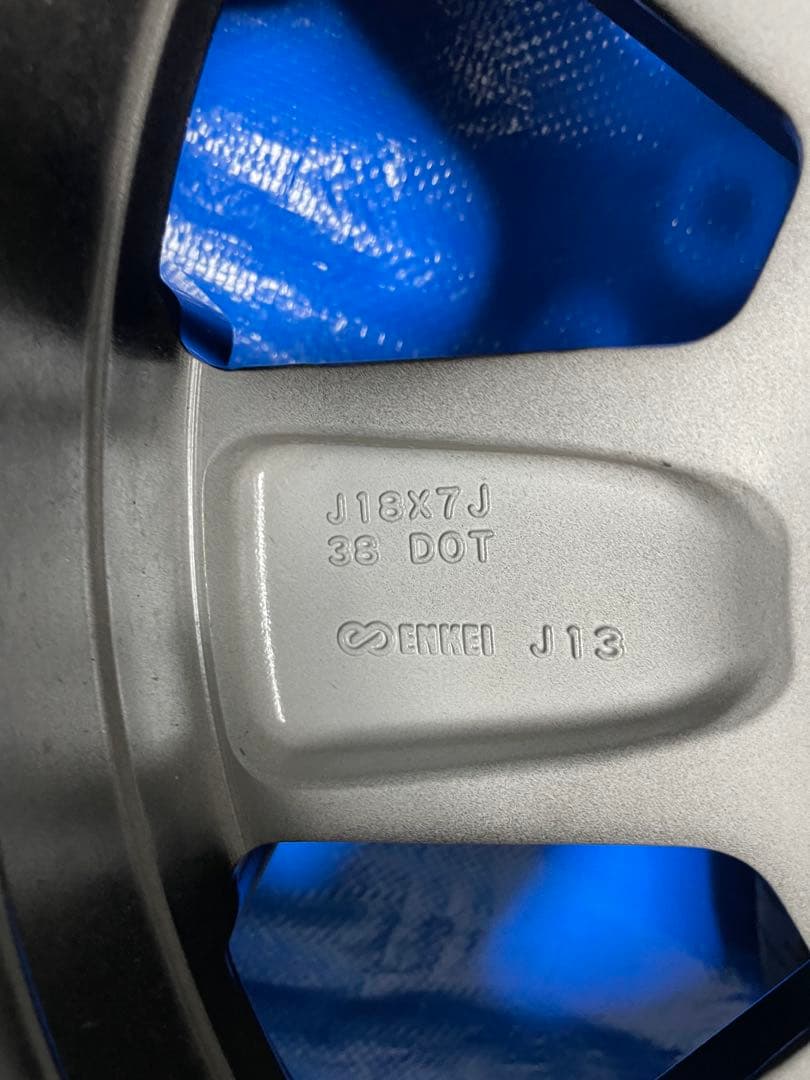 三菱デリカD5 シャモニー タイヤ ホイール 4セット【新車外し】