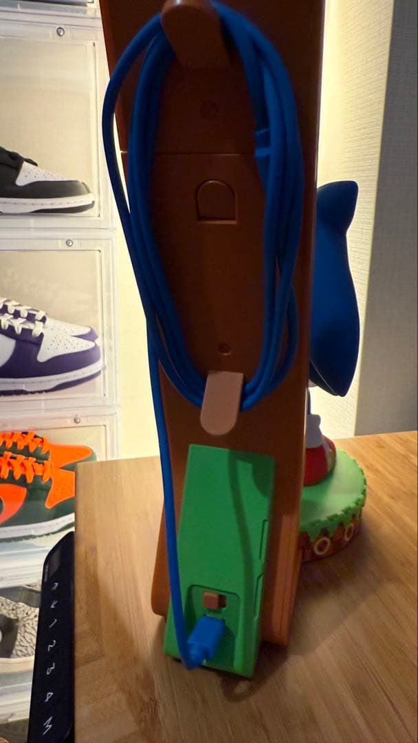 SEGA:ソニックデラックス ライトアップヘッドホン、コントローラースタンド