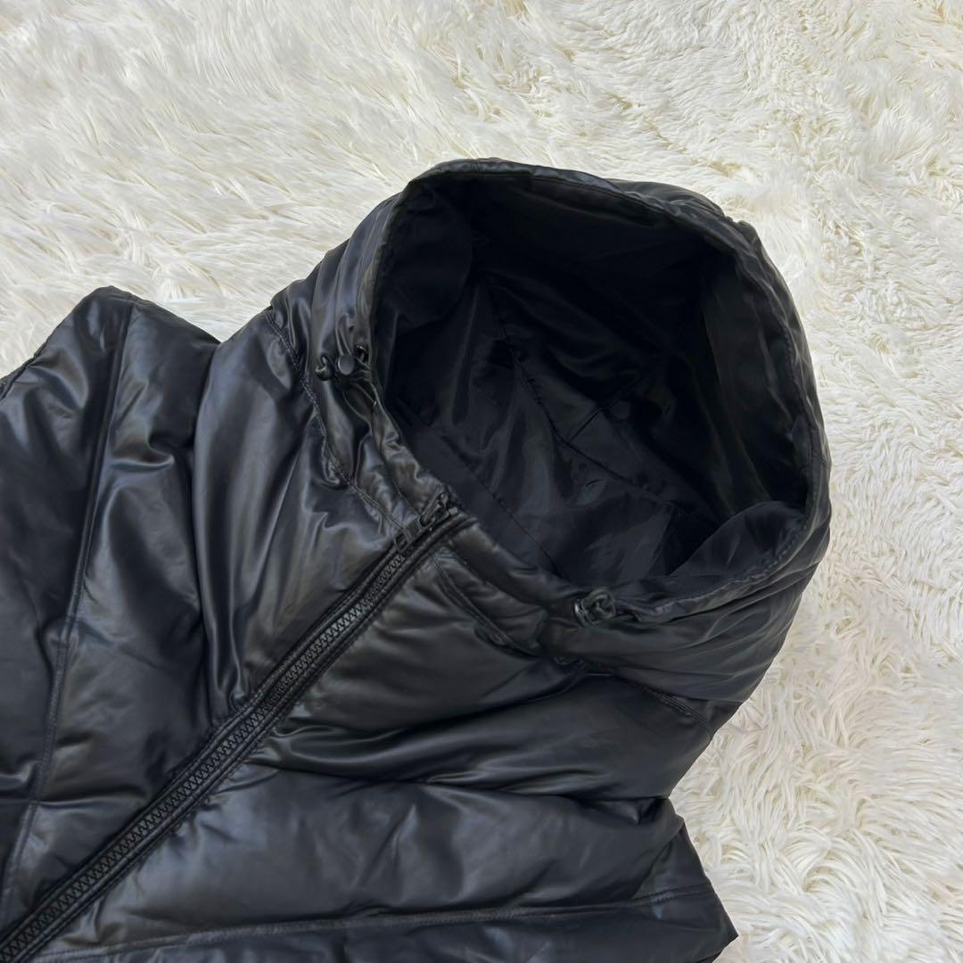 【極美品/M】エンポリオアルマーニ ダウンベスト フェザー フード付き 黒