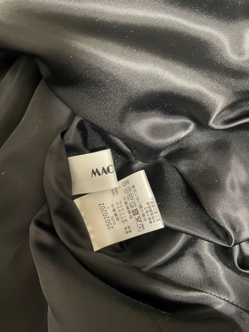 machatt（マチャット）ハーフジップバルーンドレス（ブラック）