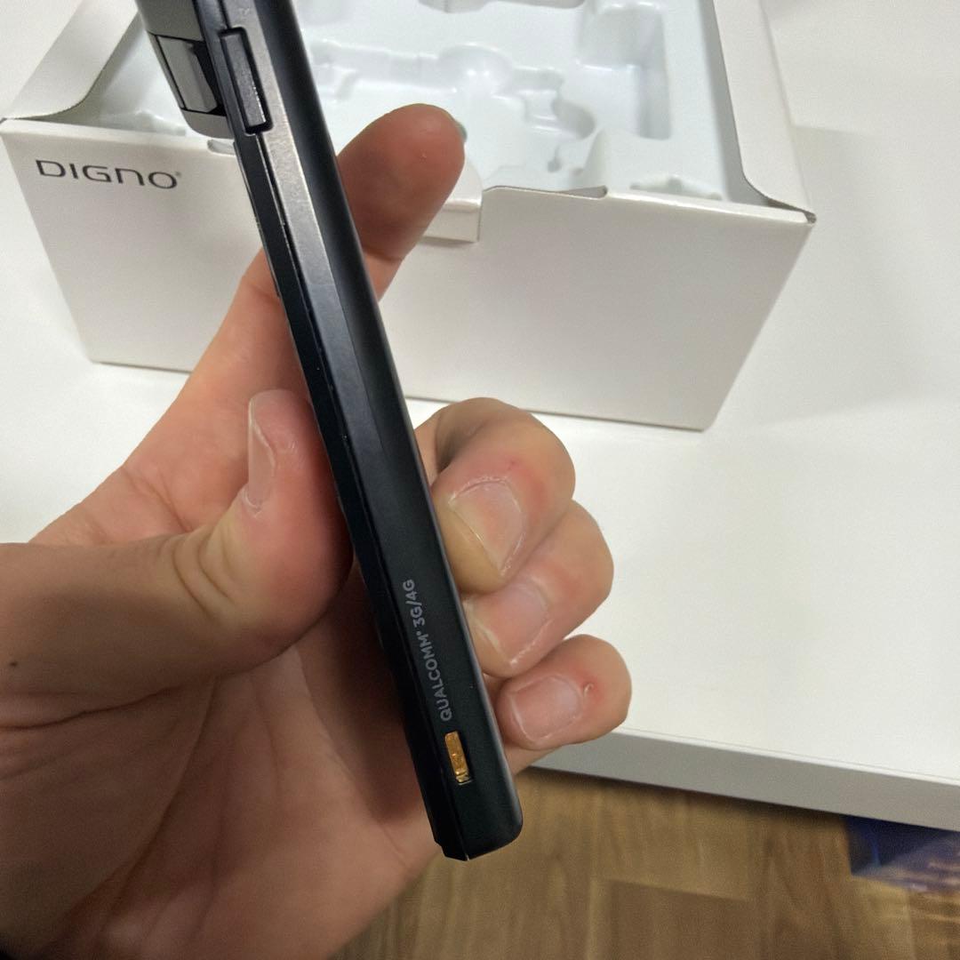 ニ*コ様 美品 SIMロック解除可 701KC ガラホ 通信確認済 ワンセグ