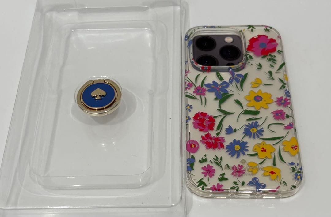 ☆新品☆KATE SPADE iPhone14Proケース　スマホリング付属