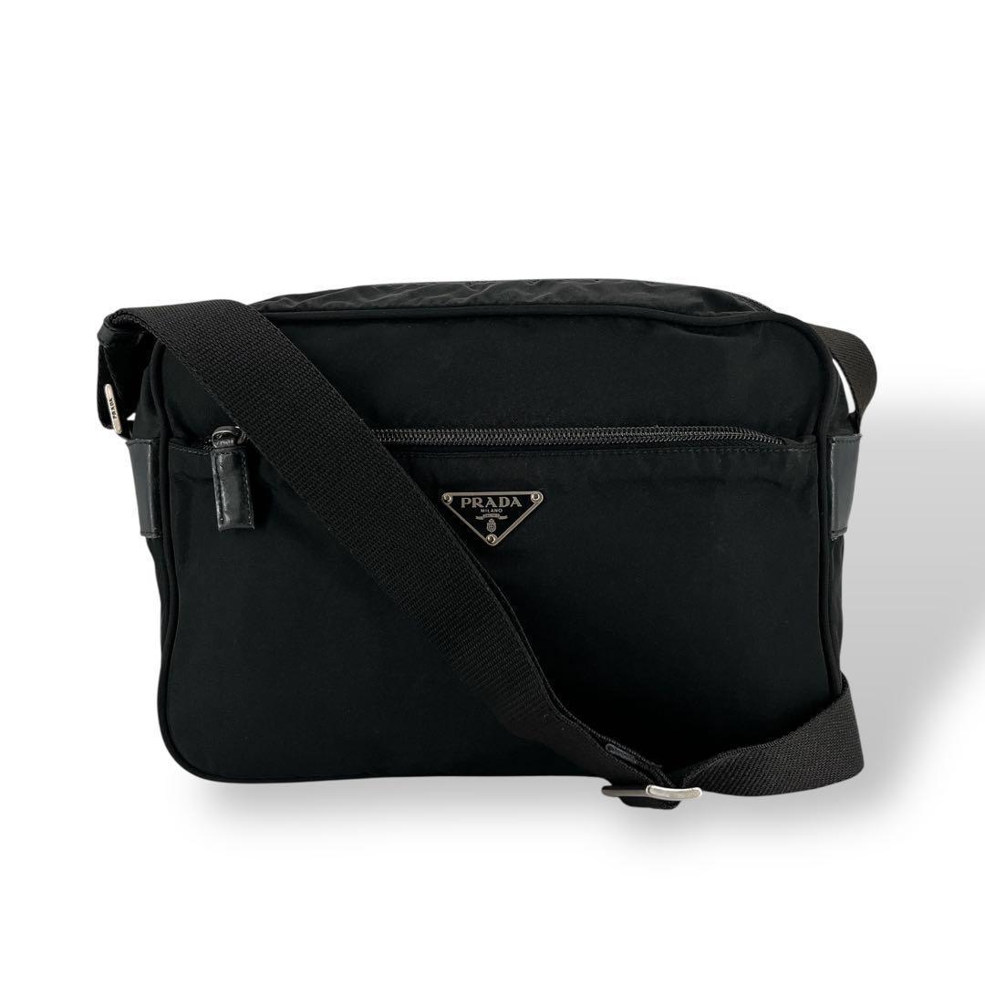 プラダ　カメラバッグ　ショルダーバッグ　三角ロゴ　横型　ナイロン　レザー　y2k