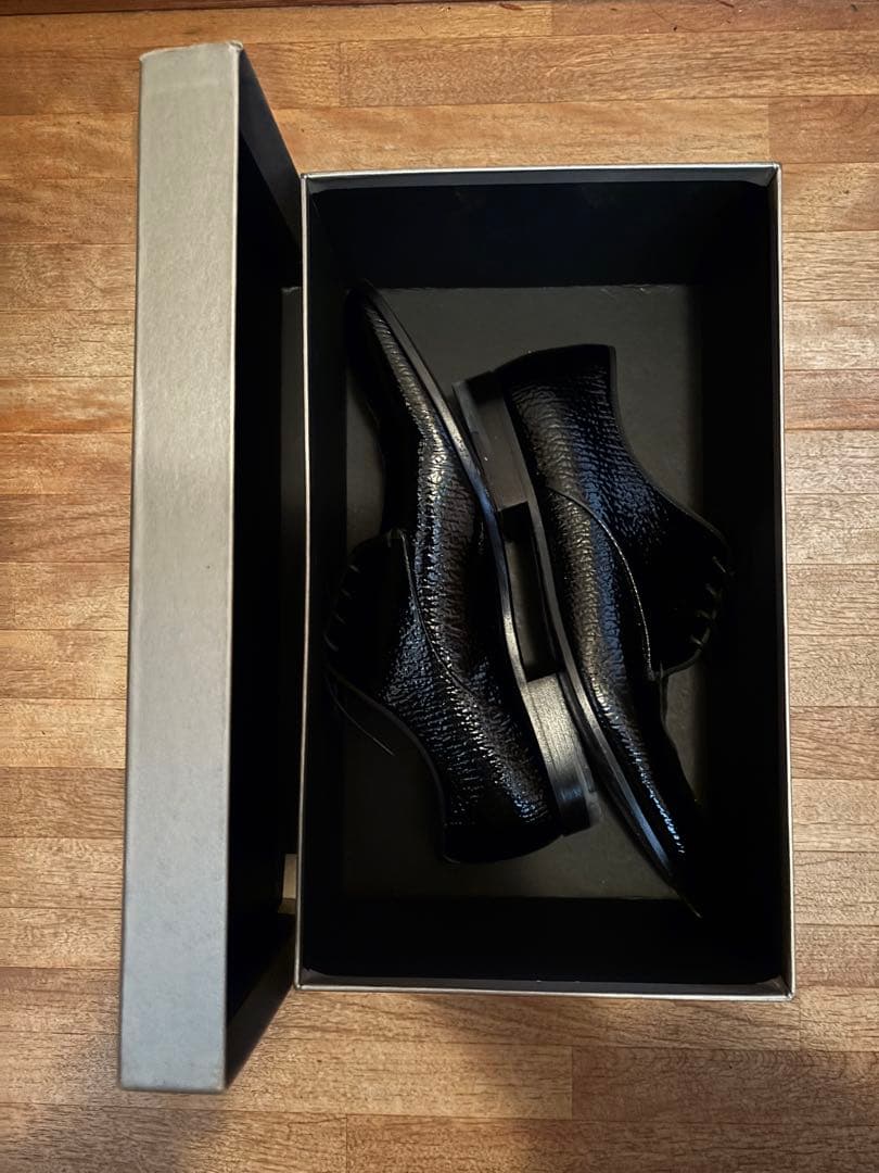 GIORGIO ARMANI エナメルドレスシューズ