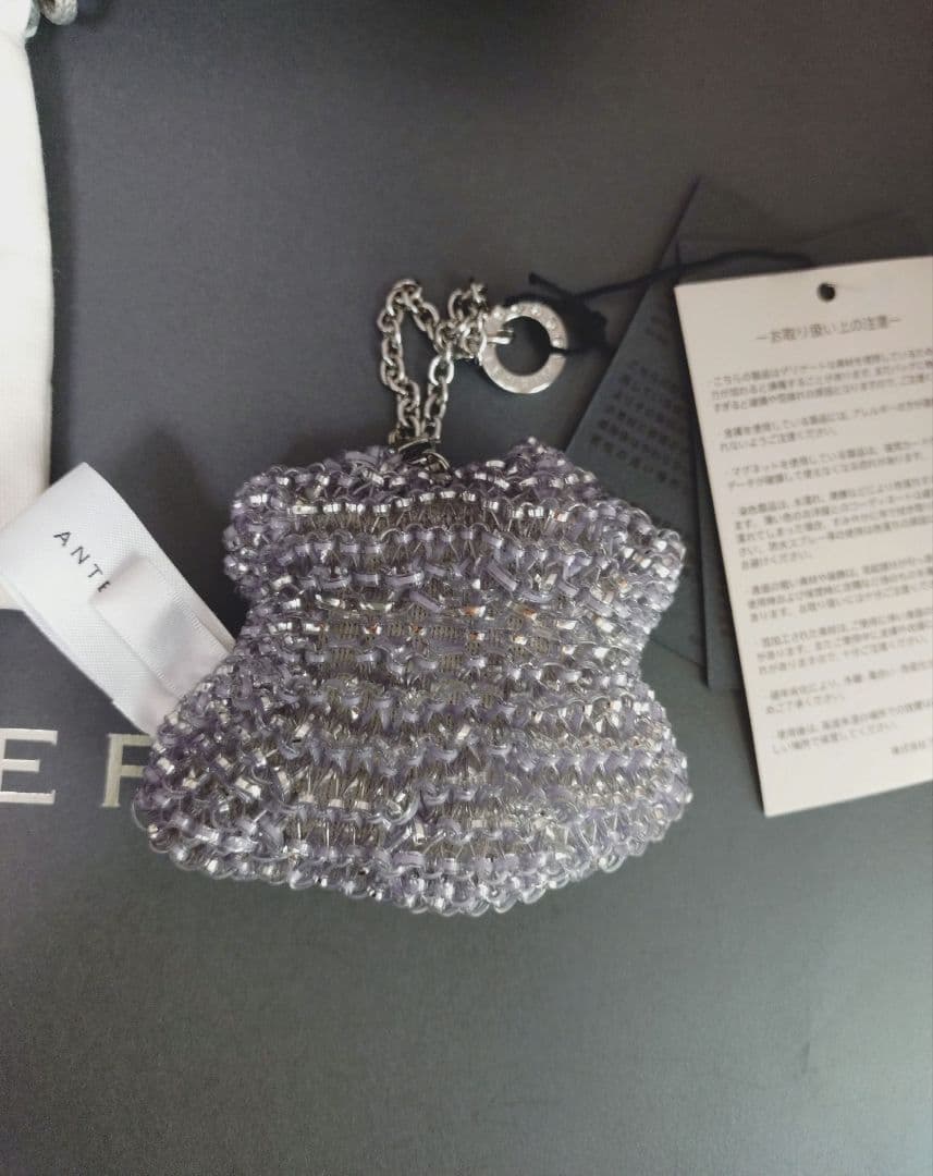 アンテプリマ ポケモンコラボ メタモン バ ッグチャームラベンダーシルバー