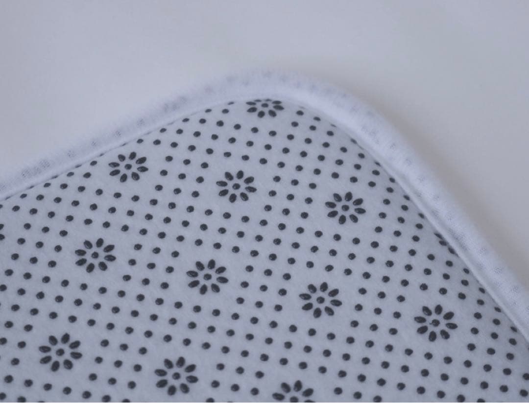 文房具・ステーショナリー idang club milkyheart circle rug