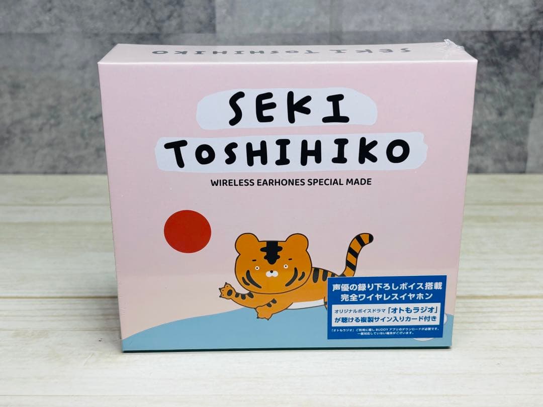 TRUE WIRELESS STEREO EARPHONES 関俊彦モデル
