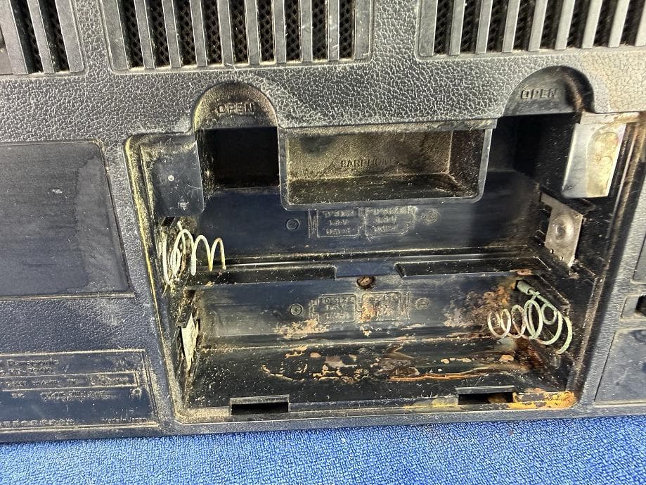 National Panasonicクーガー 2200ラジオジャンク2台まとめて