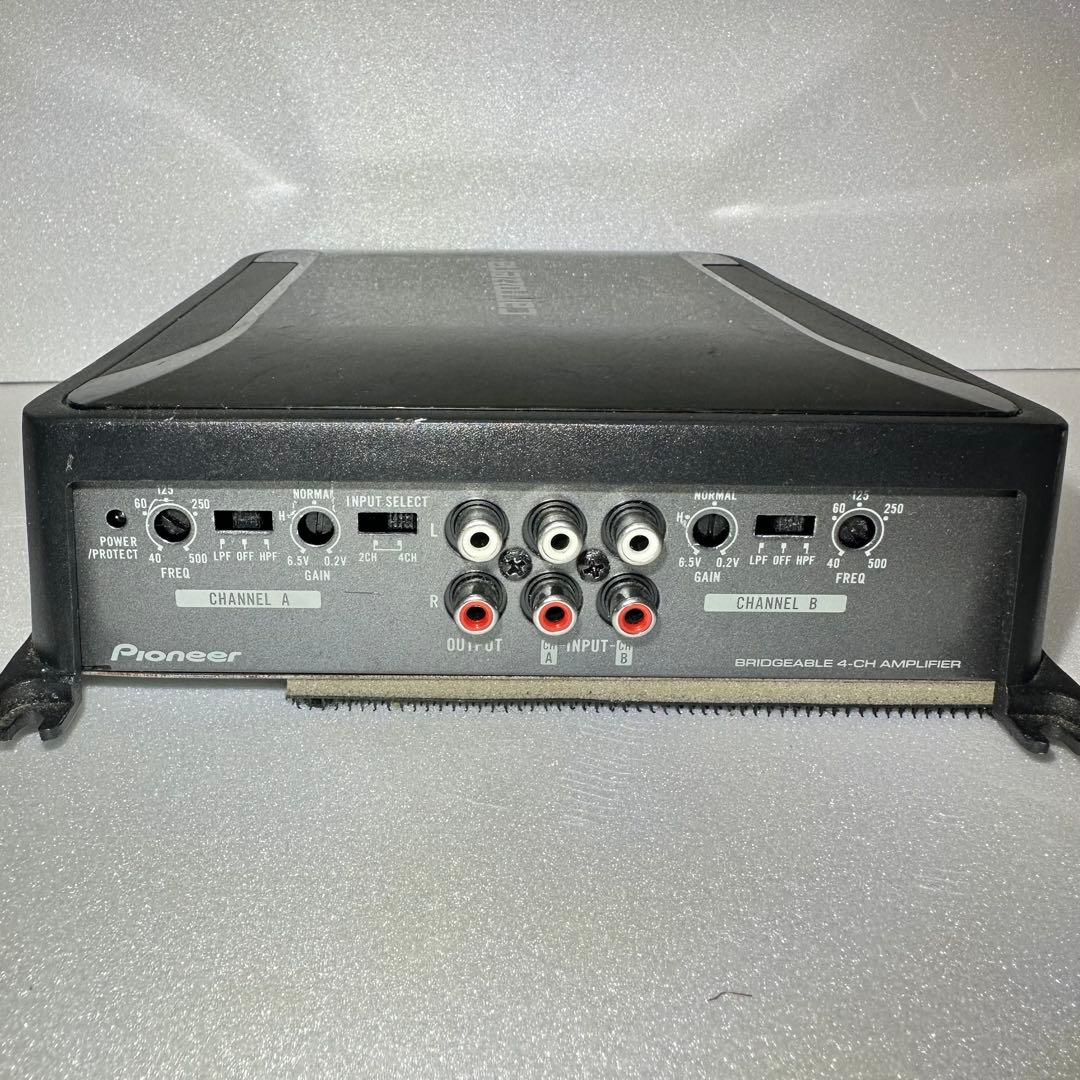 カロッツェリア GM-D7400 アンプ 200W×4