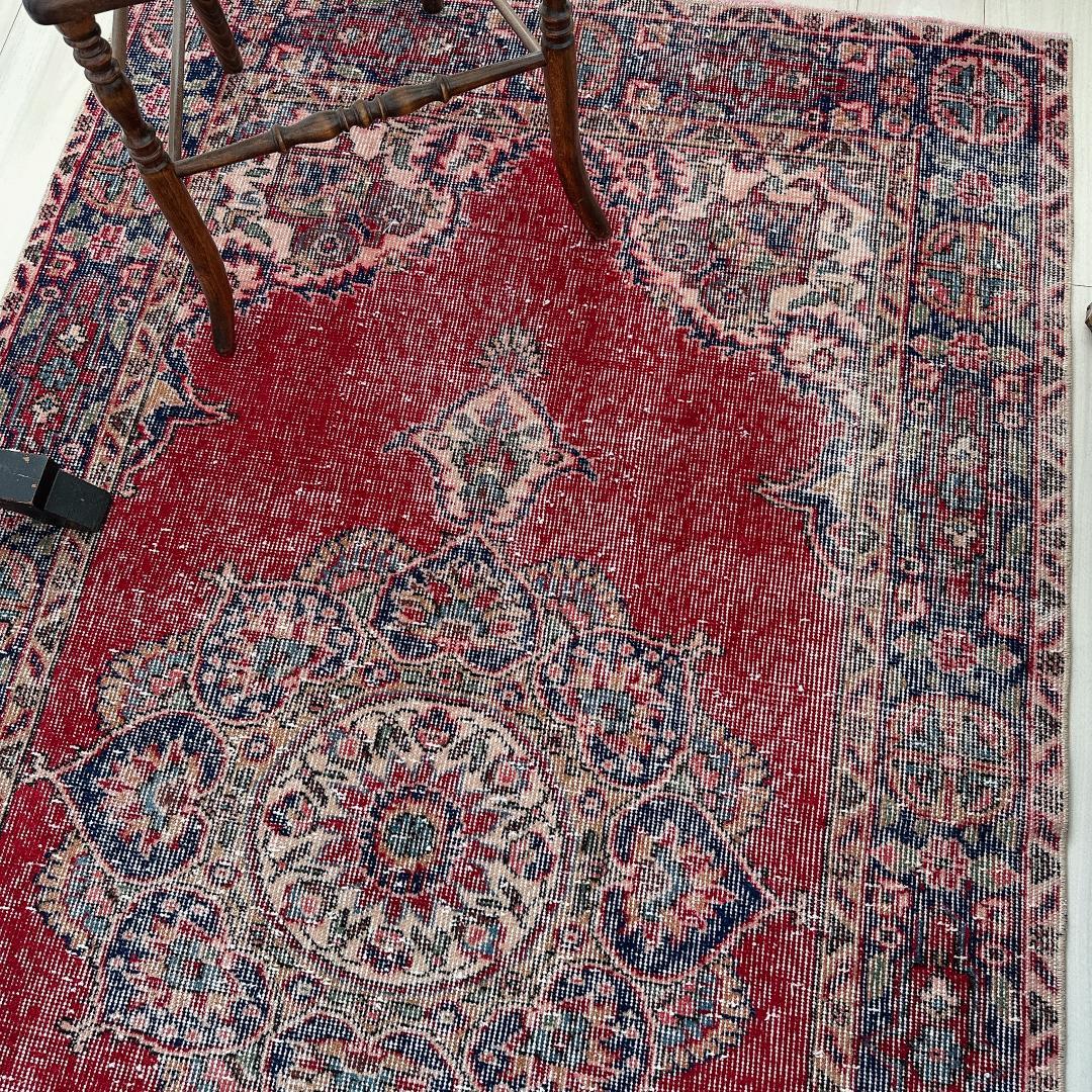 トルコヴィンテージラグ A61 レア レッド ネイビー ブルー グリーン