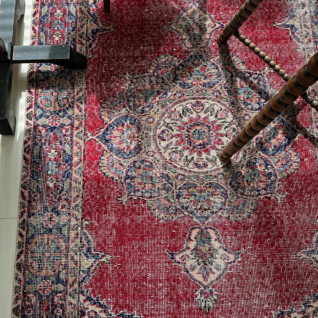 トルコヴィンテージラグ A61 レア レッド ネイビー ブルー グリーン