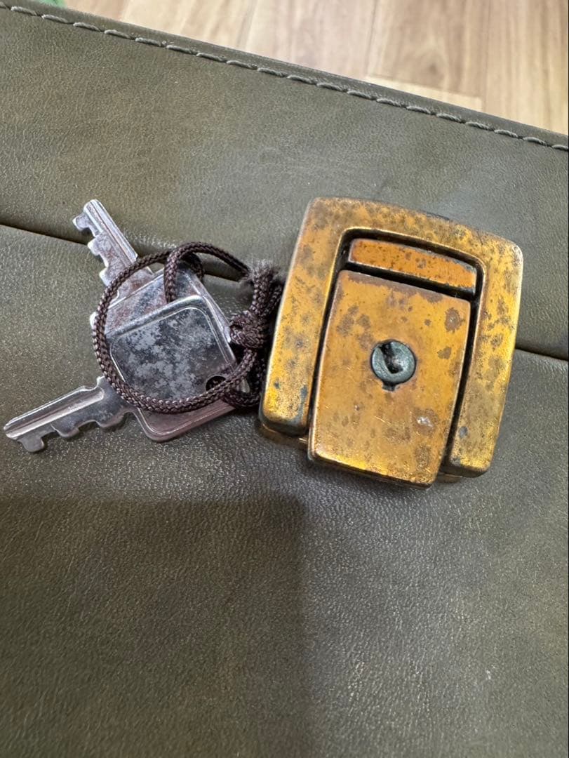 SHARP MZ-731 MZ-700 パーソナルコンピュータ　ケース付き