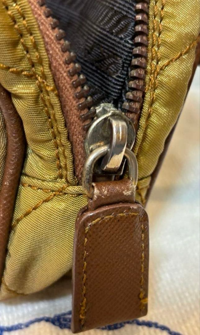 PRADA プラダ ナイロン ウエストポーチ　ボディバッグ ミニショルダー