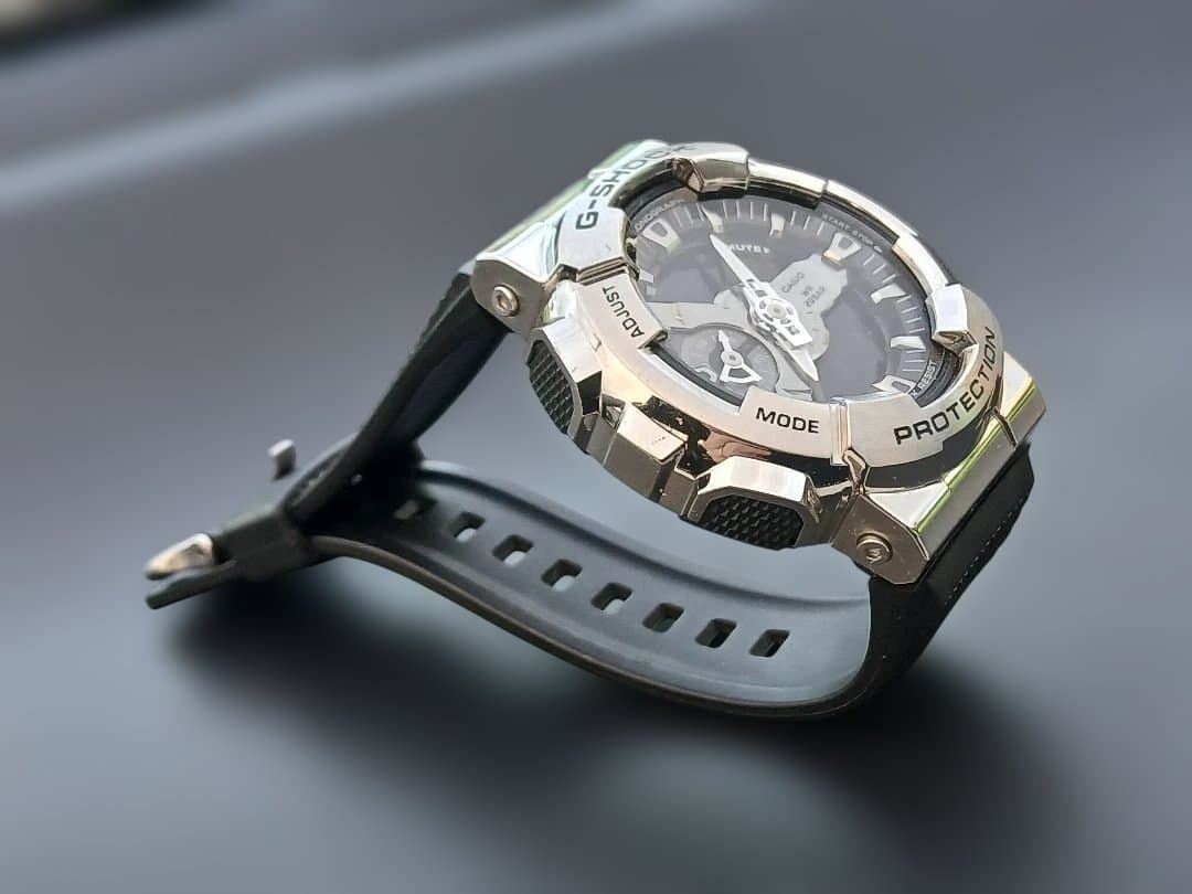 G-SHOCK デジタル腕時計 シルバー/ブラック GM-110