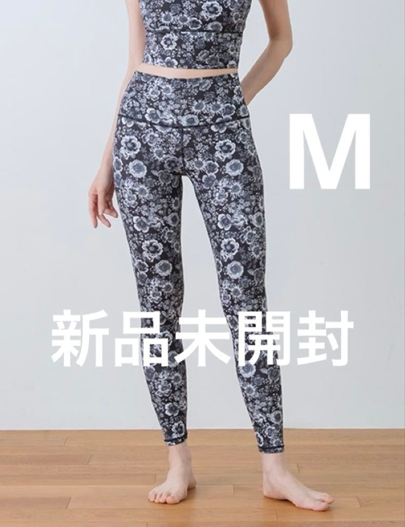 ✴︎新品未開封✴︎SUKALAエンブロイダリーレギンスMサイズ