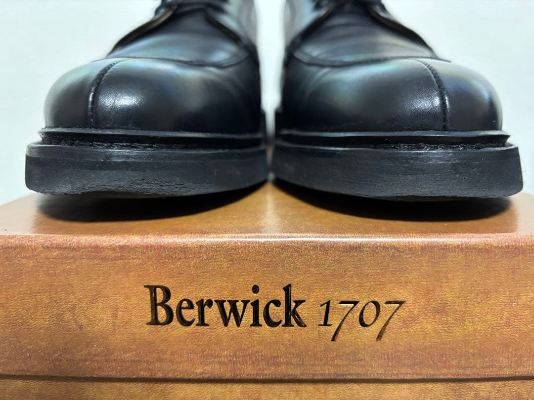 【美品】Berwick バーウィック Uチップ 6823 UK7 黒 ビブラム