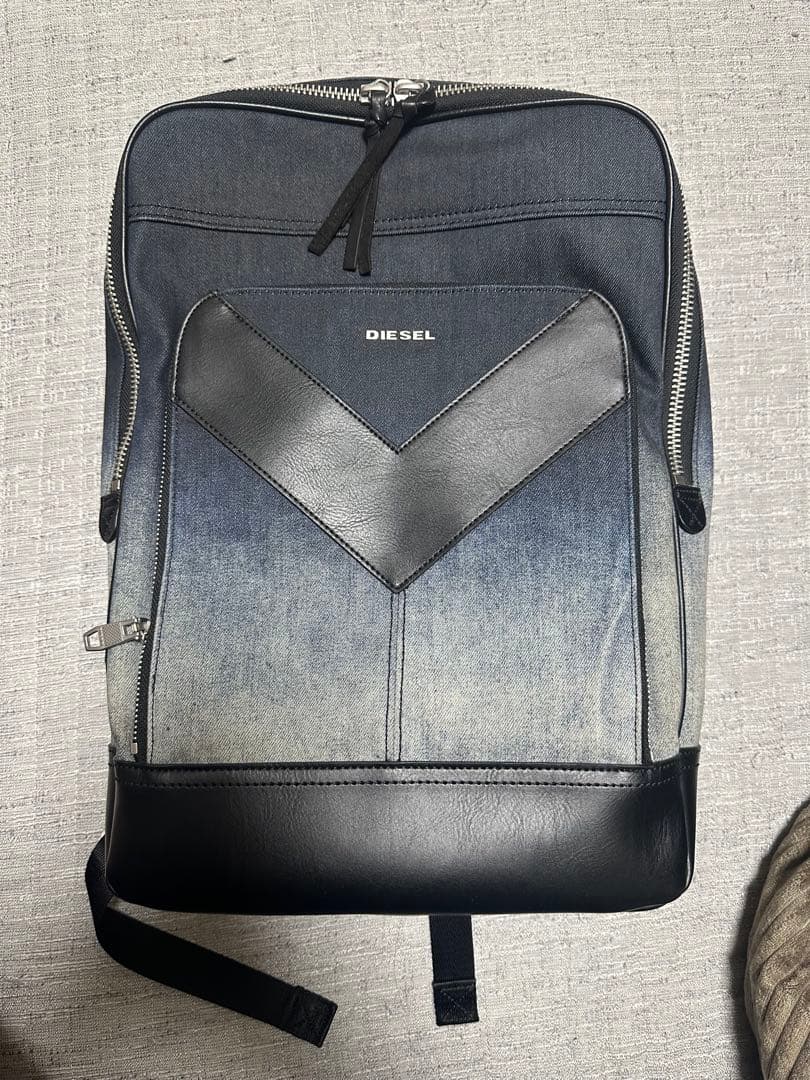 DIESEL ディーゼル リュックサック　バックパック　デニム　大容量　シルバー