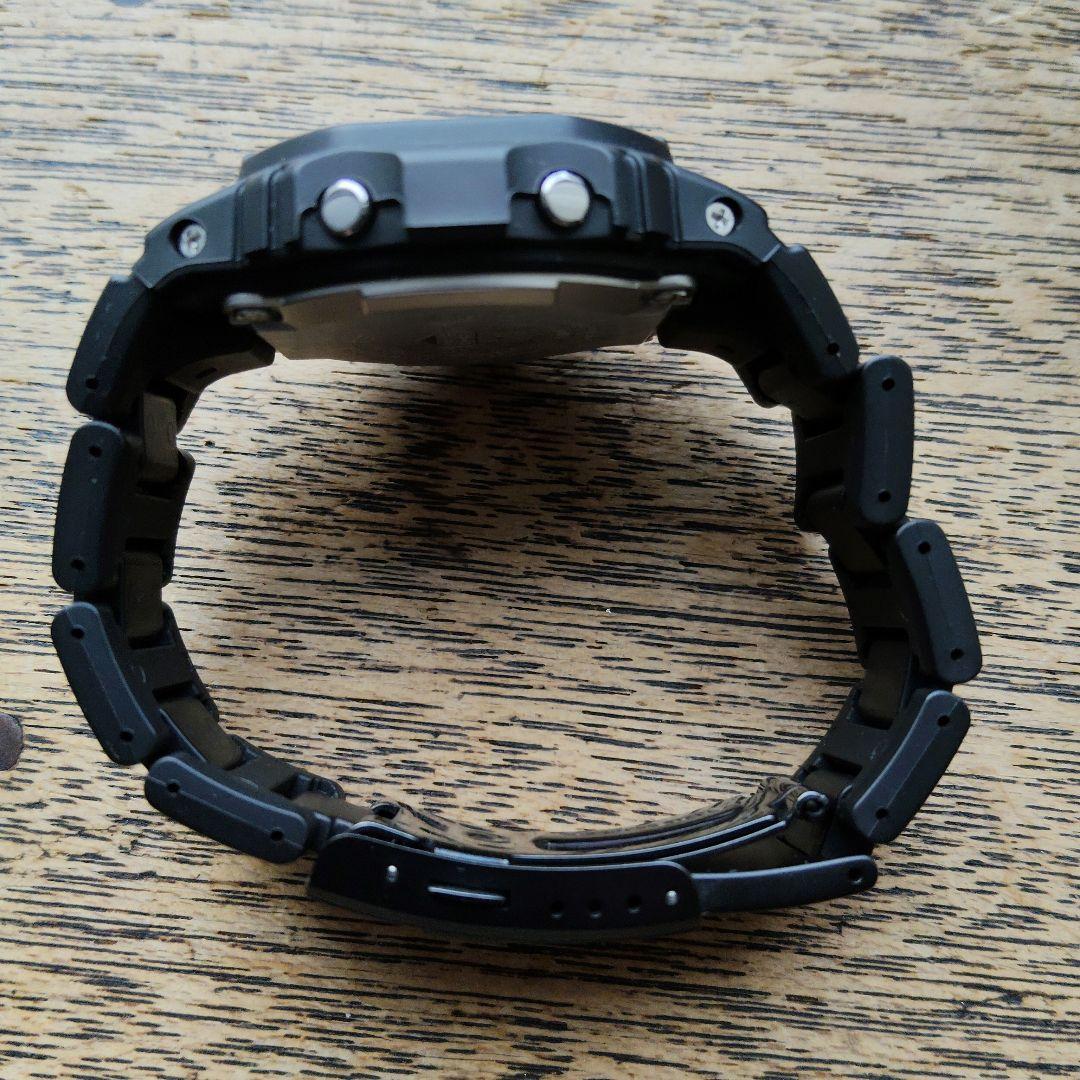 G-SHOCK GW-B5600 ブラック マルチバンド 文字盤ゴールド