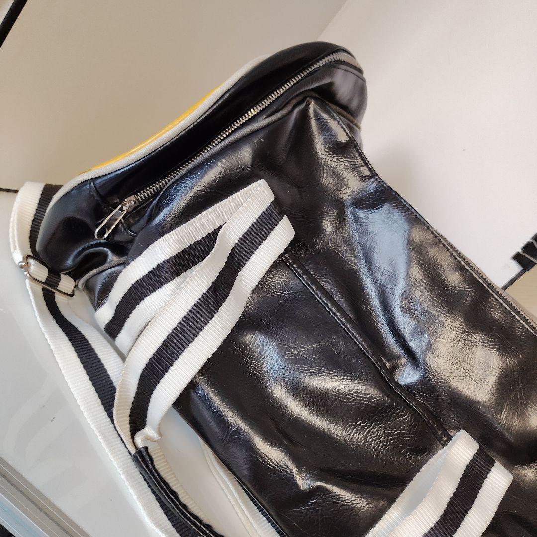 FRED PERRY ショルダーバッグ 黒/黄色