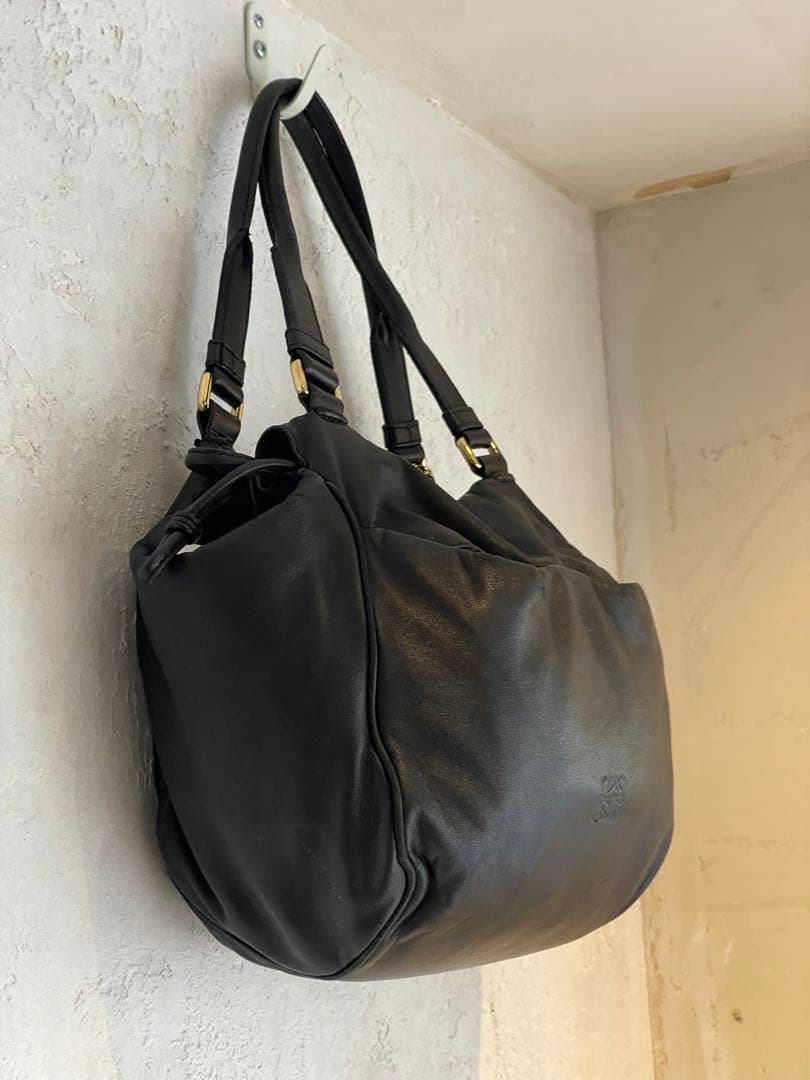 【美品】LOEWE ナッパレザー アナグラム　ハンドバッグ ブラック 黒