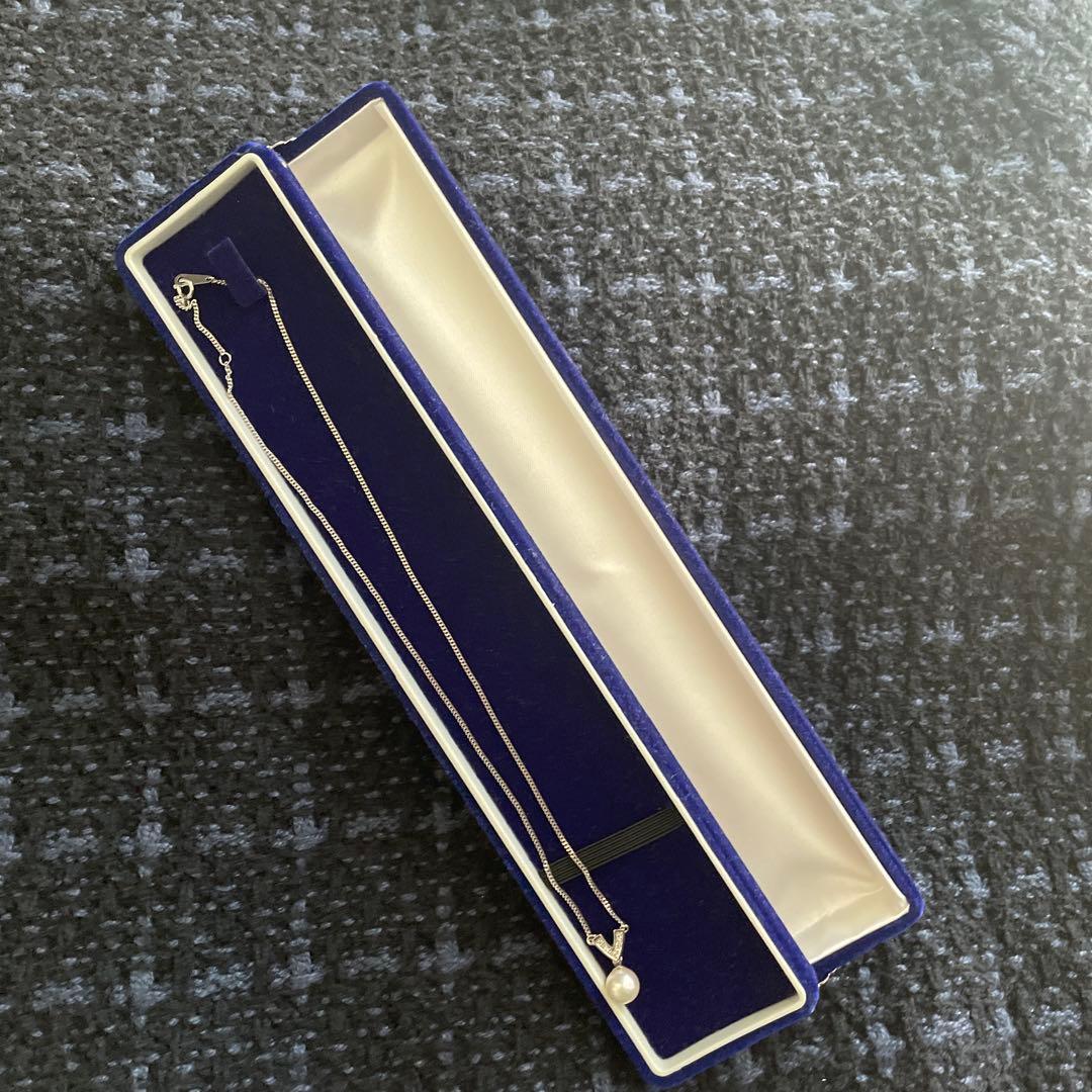 シルバー パール付きネックレス 専用ケース付き