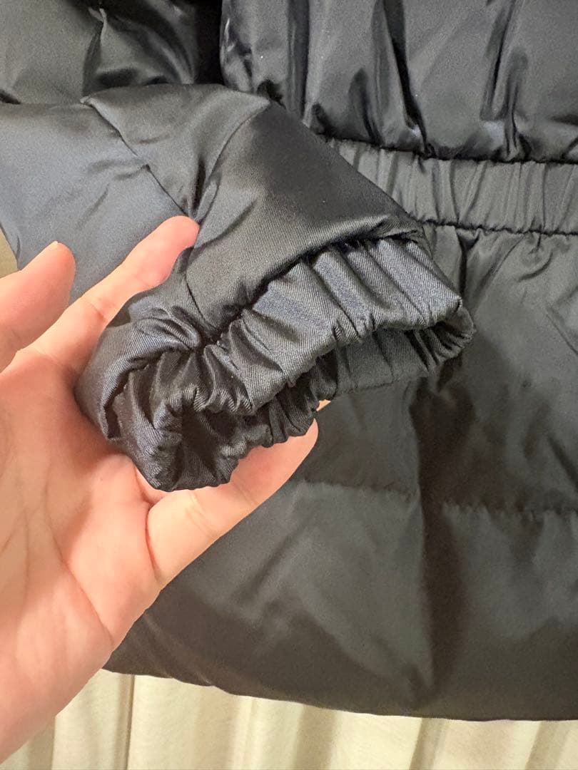 未使用品　モンクレール　ダウン　FATSIAN ネイビー　ダウン　コート