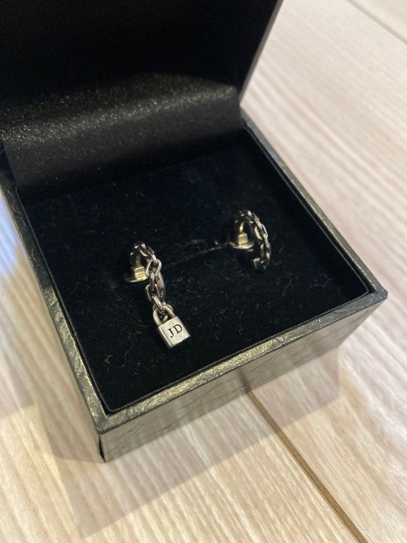 ジャスティンデイビス　ピアス