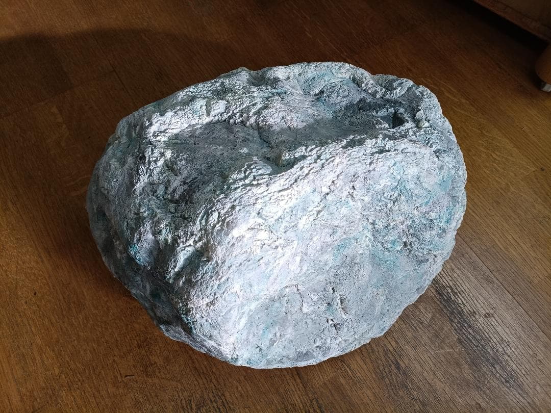 擬岩　人工石　軽くて丈夫FRP製　アート　オブジェ