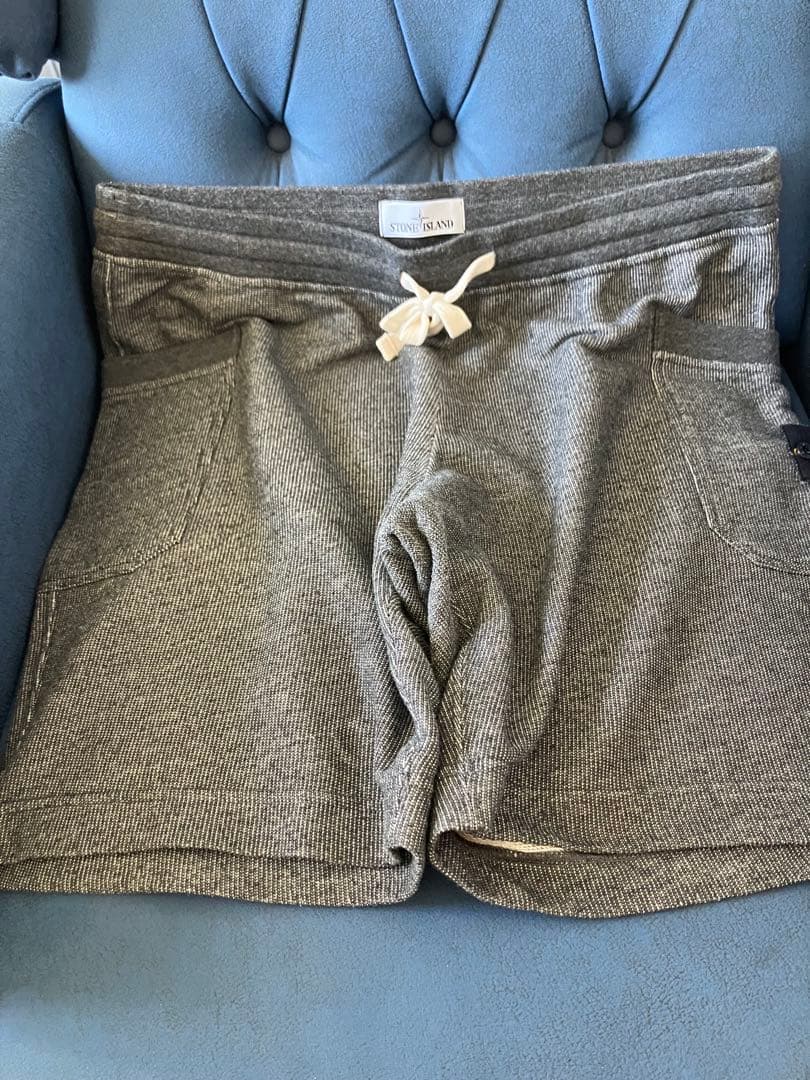 ⭐︎しょーたSTONE  グレーショートパンツ　XL