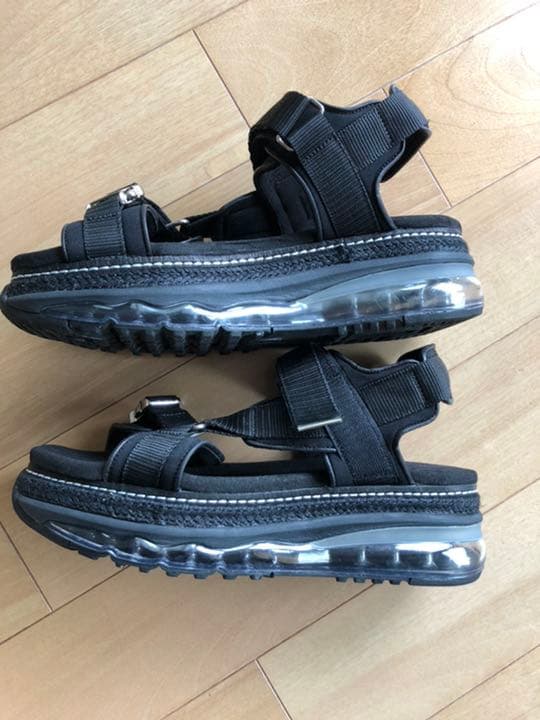 ユナイテッドトウキョウ　エアマルチソールサンダル