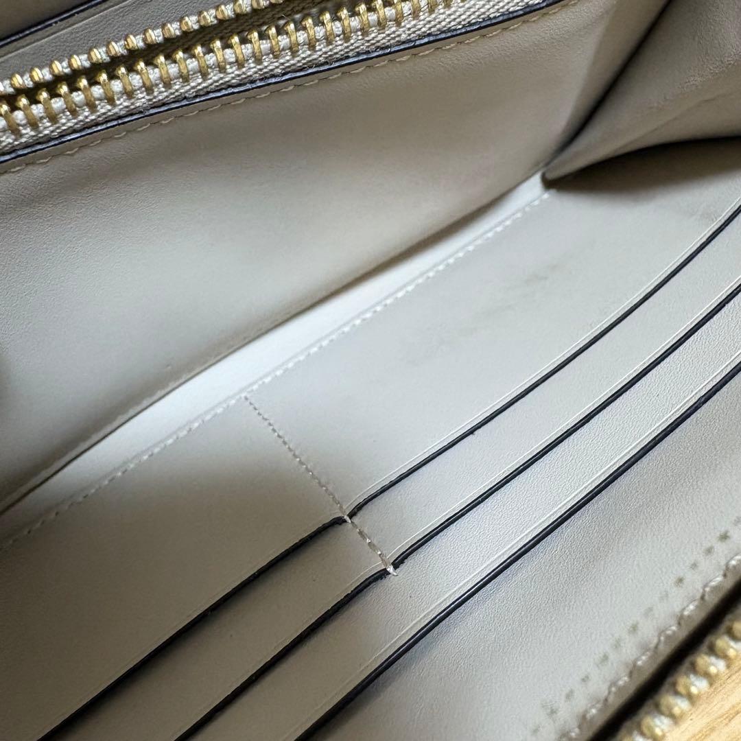 LOEWE リピートジップアラウンド　長財布　ベージュ