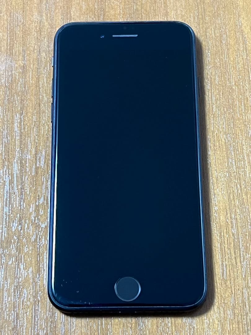 Apple iPhone SE2 64GB SIMフリーブラック