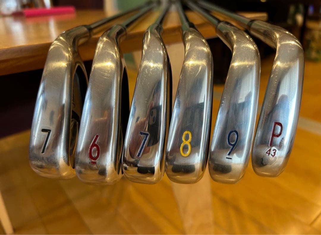 T*a様 Titleist T300 アイアンセット 6-9 P 美品　タイトリ