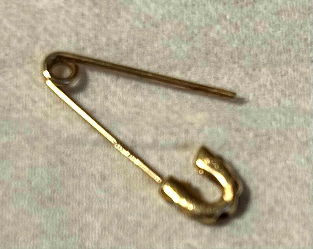 jam  maid 安全ピンピアス