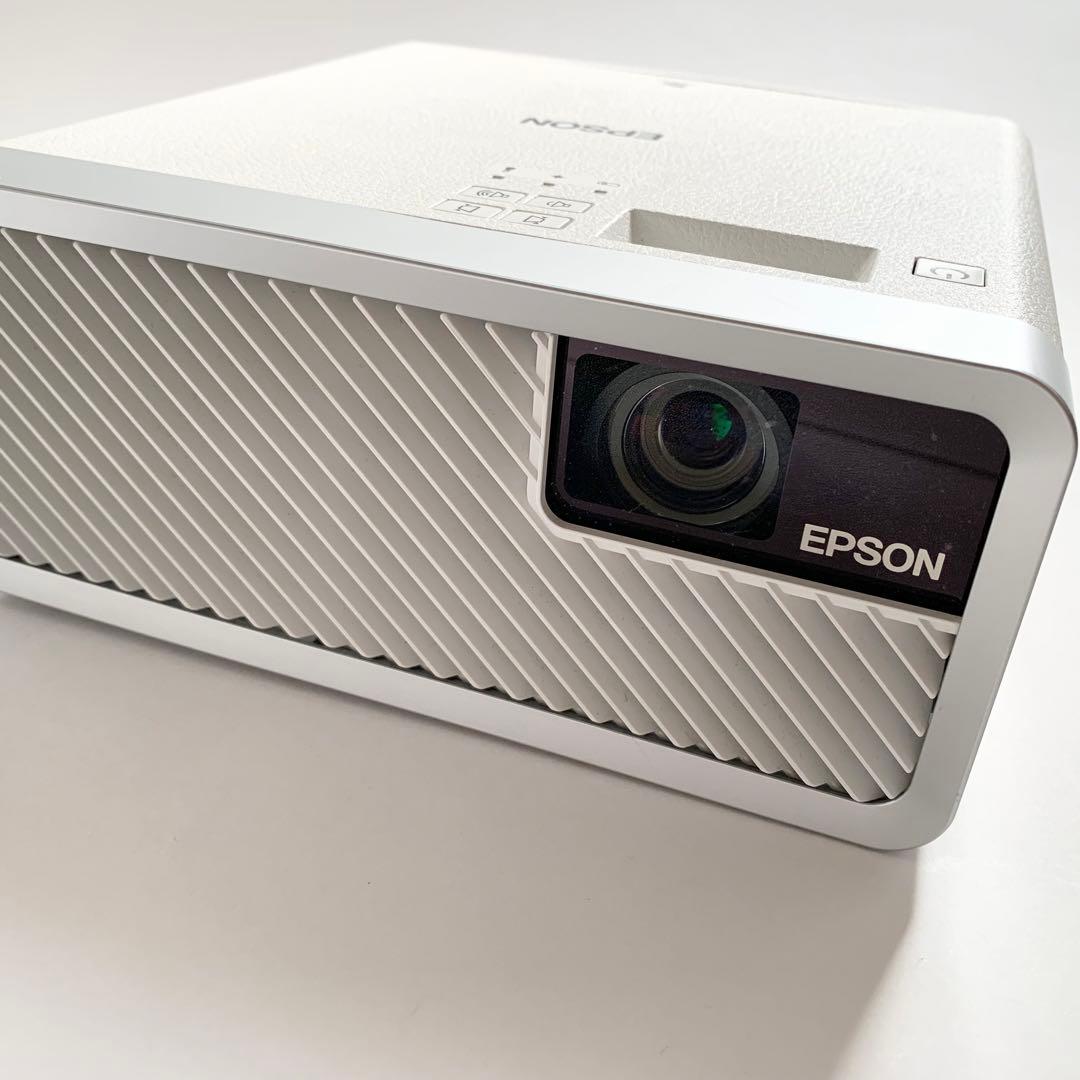 【超美品】EPSON　EF-100W ホームプロジェクターセット