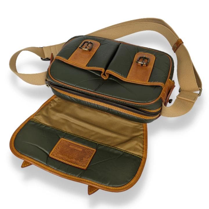 ハンティング ワールド バチューサーパス キャリーオール S ショルダーバッグ