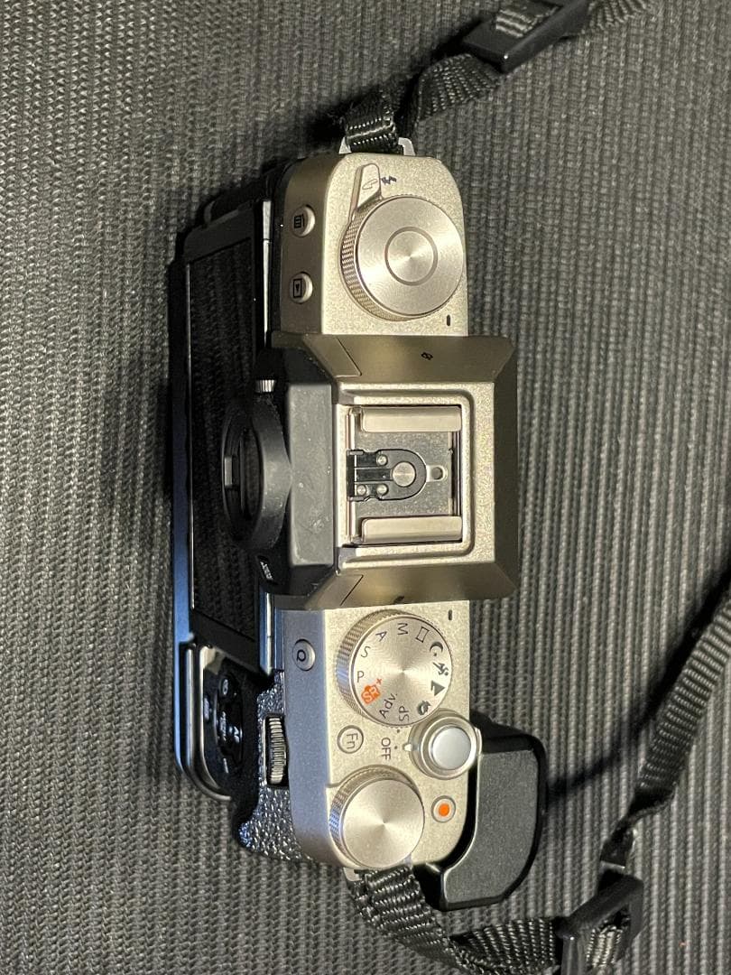 FUJI FILM X-T100 DARK SILVER 自撮り Wi-Fi対応