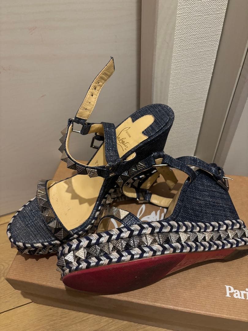 ルブタン　サンダル　美品