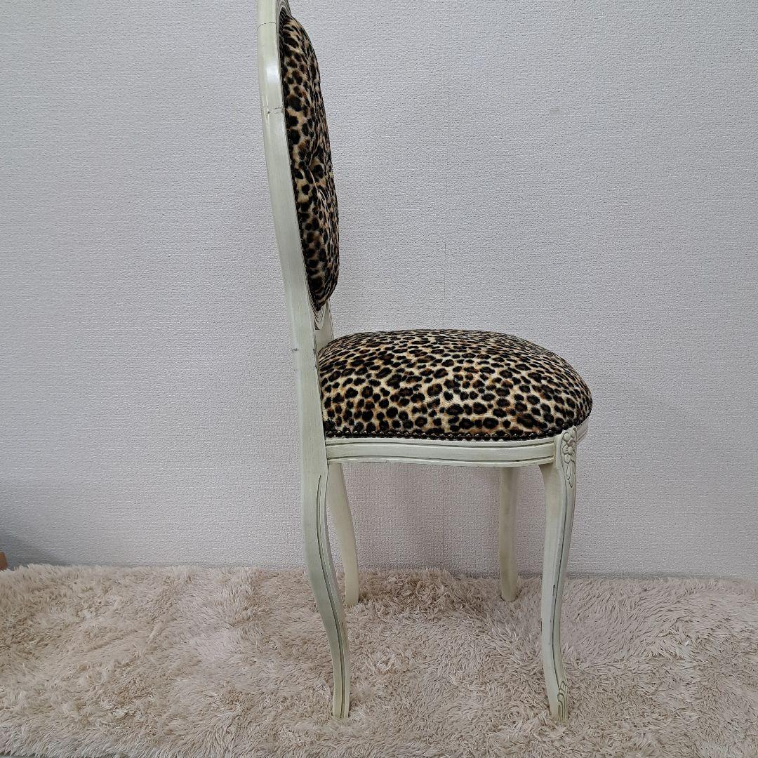 ♡アンティーク　ヒョウ柄 猫脚ダイニングチェア ♡