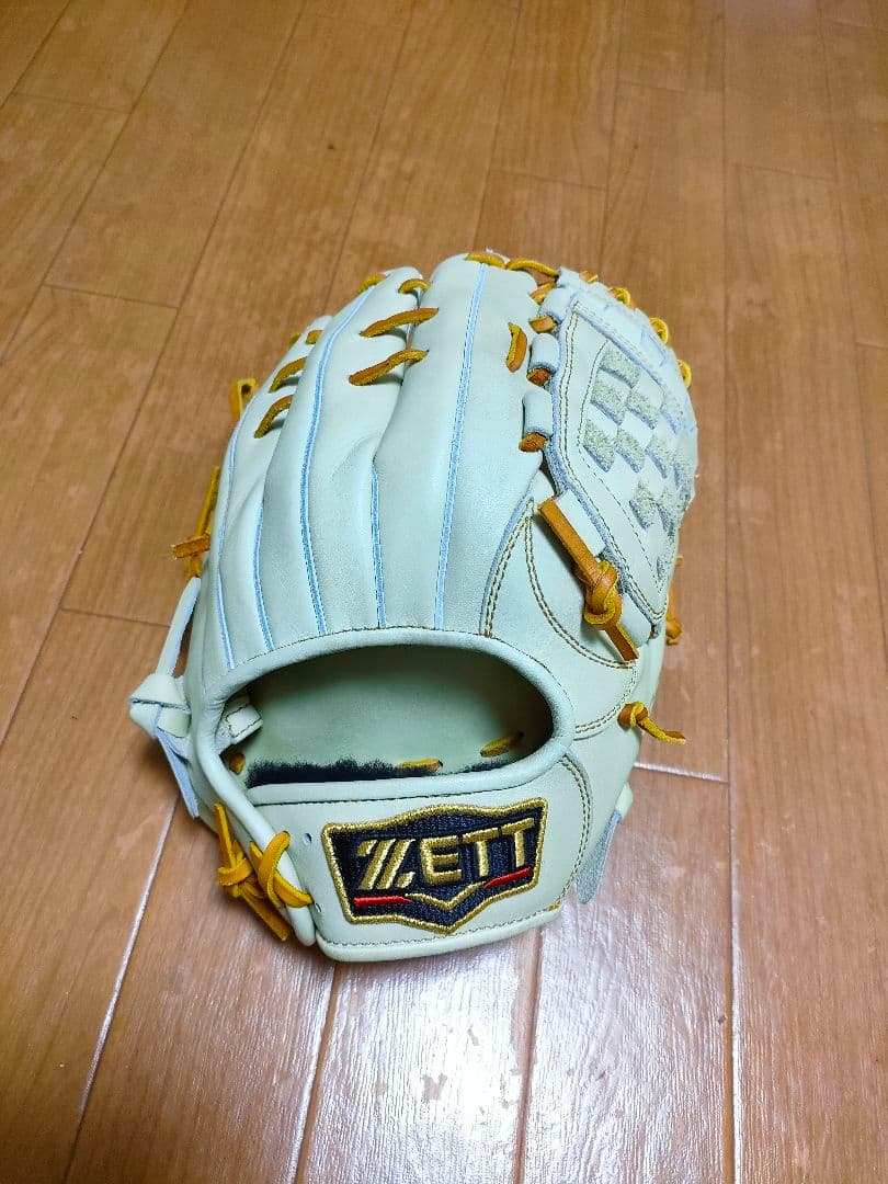 ZETTプロステイタス　軟式用グローブ（源田モデル）