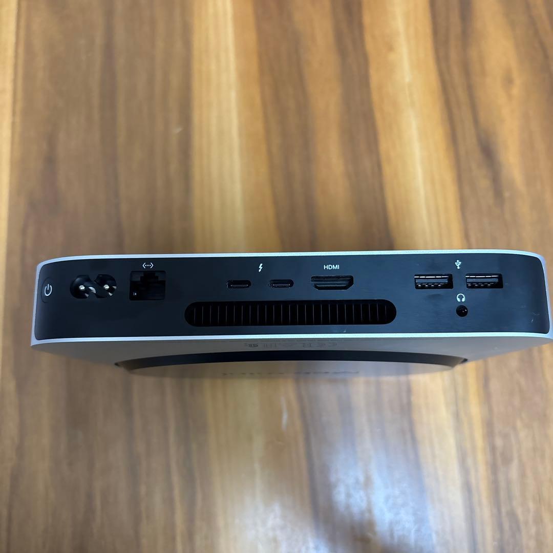 Apple Mac mini 2023（M2チップ）