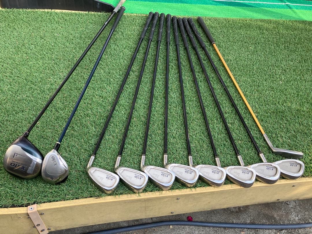 初心者用ゴルフセットバック付きます。