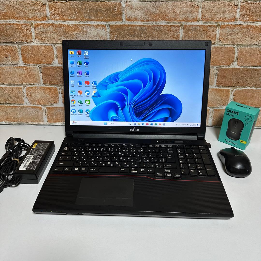 富士通ノート PC 高速起動SSD Corei7 Windows11オフィス付き
