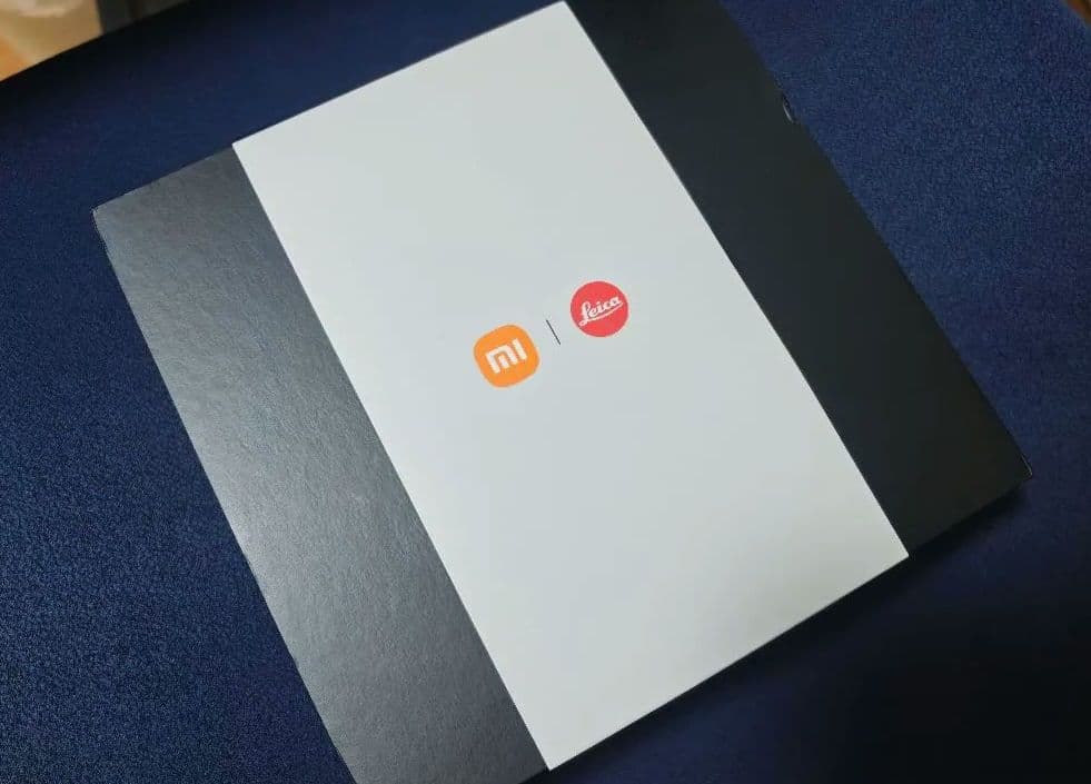 Xiaomi 17 Ultra by Leica Edition ホワイト