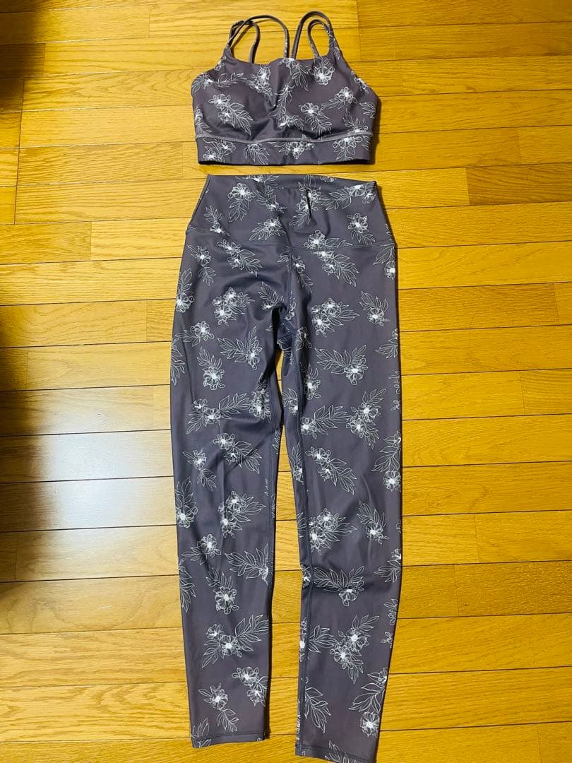 フラワープリントヨガウェア(ピンクブラウン)