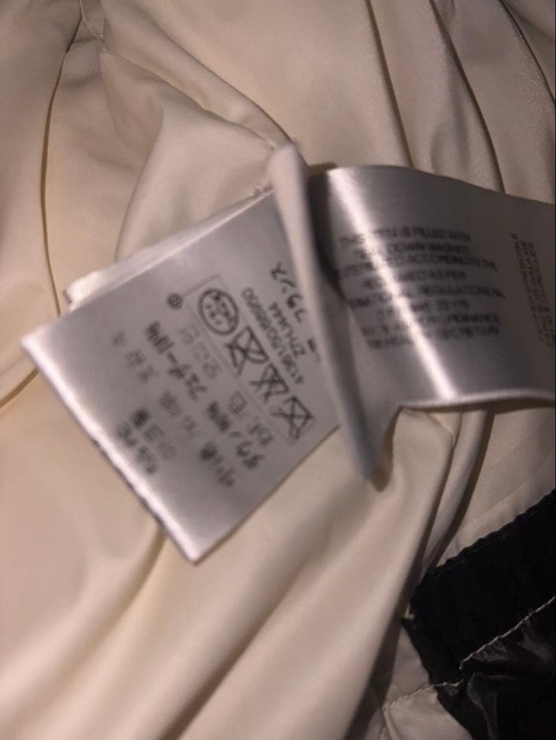 MONCLER フード付きダウンジャケット