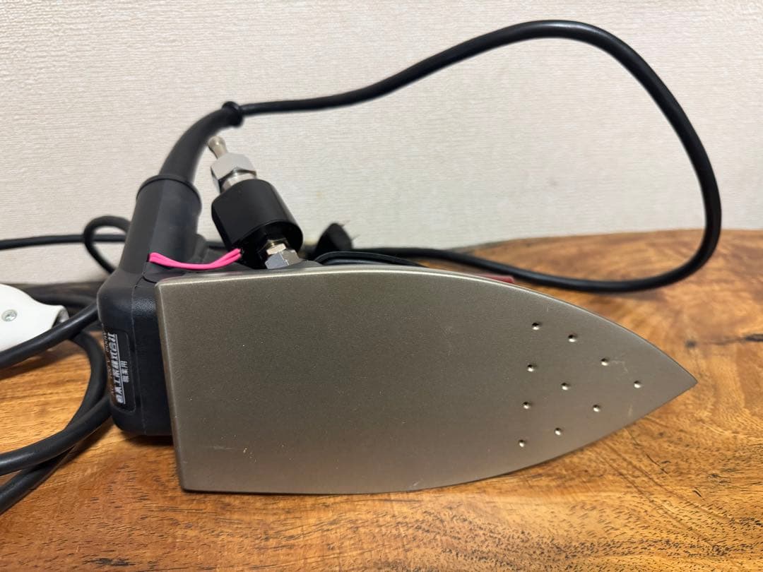 ナオモトNAOMOTO 業務用アイロン HYS-410 未使用に近い