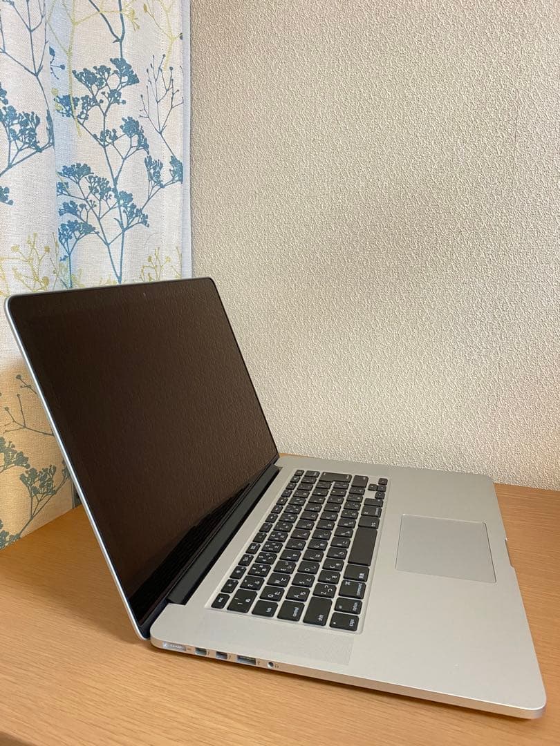 美品 MacBook Pro 16GB/512GB Office/CAD3D設計