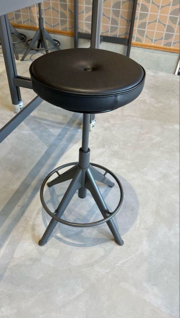 イケア IKEA TROLLBERGET トロルベルゲット 2脚セット